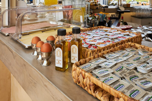 Mila Malia Studios Breakfast II