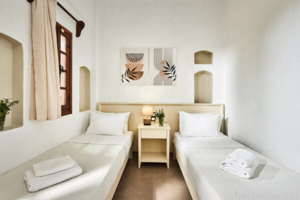 Mila Malia Studios Standard Double or Twin Studio XLII