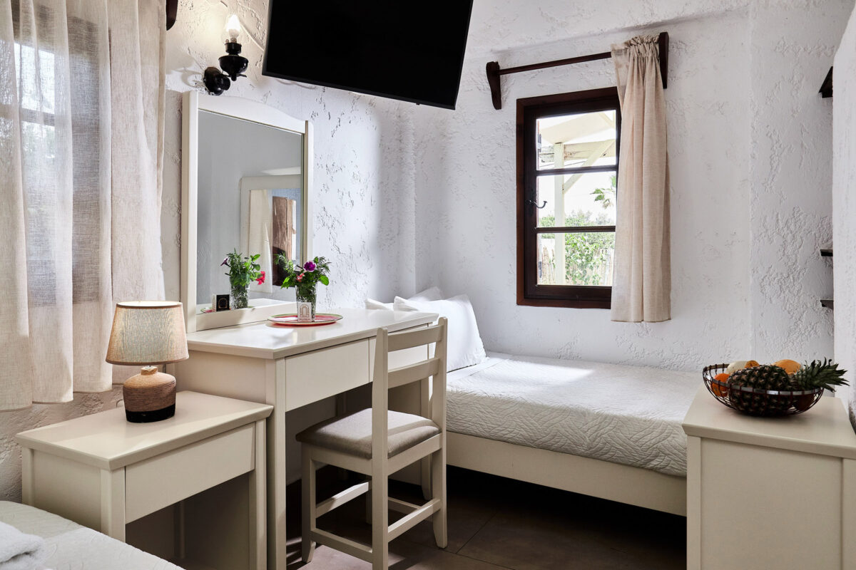 Mila Malia Studios Standard Triple Studio LXIV Mila Malia Studios Standard Triple Studio LXIV