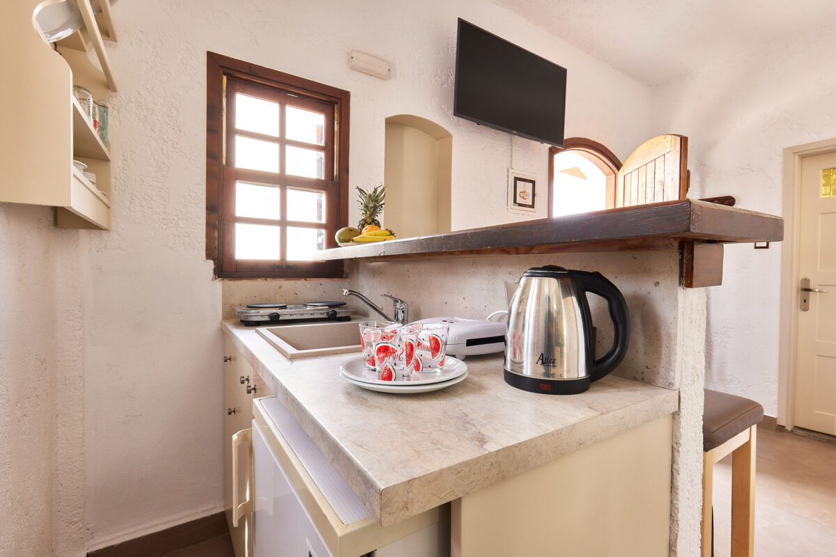 Mila Malia Studios Standard Triple Twin Studio III IV Mila Malia Studios Standard Triple Twin Studio III IV