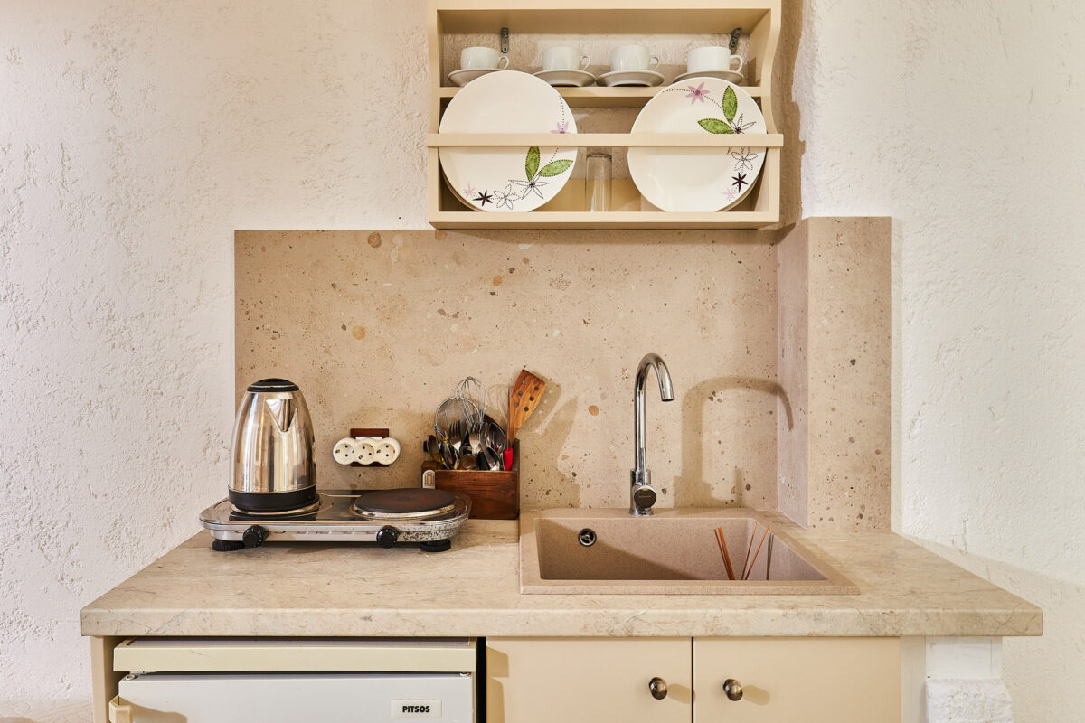 Mila Malia Studios Superior Quadruple Studio CII Mila Malia Studios Superior Quadruple Studio CII