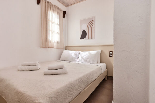 Mila Malia Studios Superior Quintuple Studio CIX